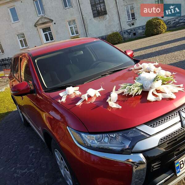 Внедорожник / Кроссовер Mitsubishi Outlander 2018 в Львове фото 5 Внедорожник / Кроссовер Mitsubishi Outlander 2018 в Львове