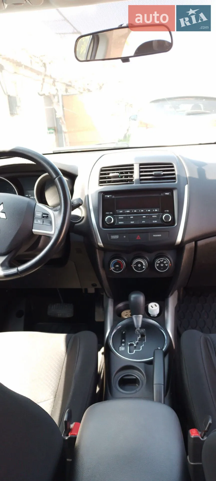 2013 Mitsubishi Outlander - мініатюра 10