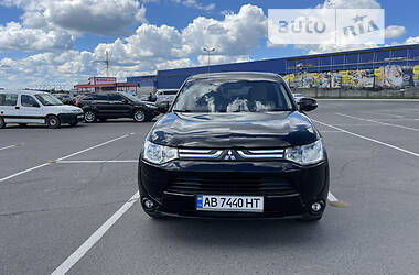 Позашляховик / Кросовер Mitsubishi Outlander 2013 в Вінниці