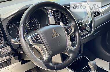 Внедорожник / Кроссовер Mitsubishi Outlander 2019 в Днепре