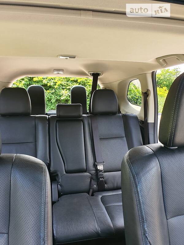 Позашляховик / Кросовер Mitsubishi Outlander 2017 в Києві