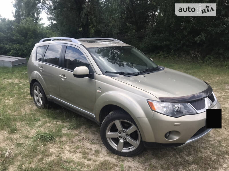 Внедорожник / Кроссовер Mitsubishi Outlander 2007 в Киеве