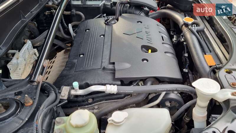 Позашляховик / Кросовер Mitsubishi Outlander 2007 в Бершаді фото 39 Позашляховик / Кросовер Mitsubishi Outlander 2007 в Бершаді