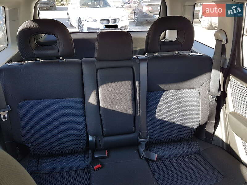 Внедорожник / Кроссовер Mitsubishi Outlander 2006 в Киеве фото 7 Внедорожник / Кроссовер Mitsubishi Outlander 2006 в Киеве