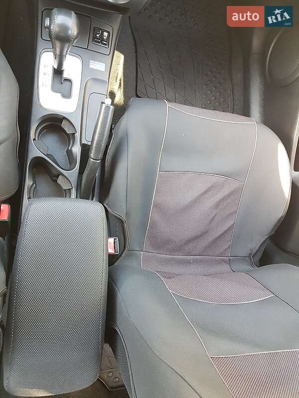 Внедорожник / Кроссовер Mitsubishi Outlander 2006 в Киеве фото 15 Внедорожник / Кроссовер Mitsubishi Outlander 2006 в Киеве