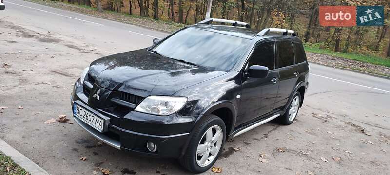 Внедорожник / Кроссовер Mitsubishi Outlander 2009 в Львове