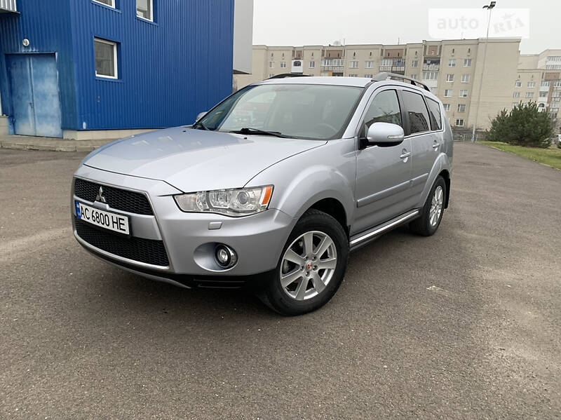 Внедорожник / Кроссовер Mitsubishi Outlander 2011 в Ковеле