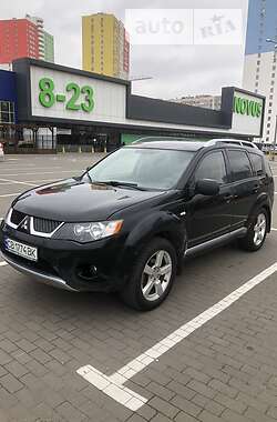 Позашляховик / Кросовер Mitsubishi Outlander 2007 в Києві