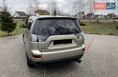 Внедорожник / Кроссовер Mitsubishi Outlander 2008 в Ратным