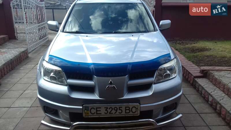 Внедорожник / Кроссовер Mitsubishi Outlander 2008 в 