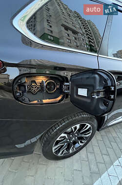 Внедорожник / Кроссовер Mitsubishi Outlander 2018 в 