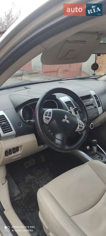 Внедорожник / Кроссовер Mitsubishi Outlander 2007 в Хмельницком