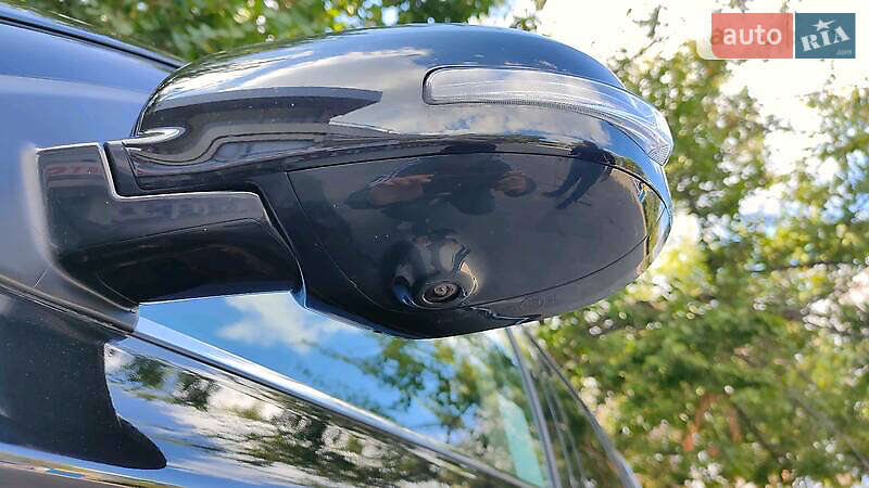 Позашляховик / Кросовер Mitsubishi Outlander 2018 в Запоріжжі