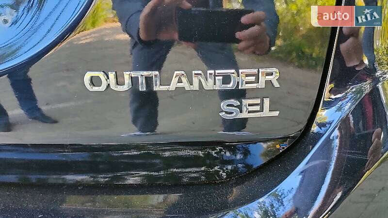 Позашляховик / Кросовер Mitsubishi Outlander 2018 в Запоріжжі