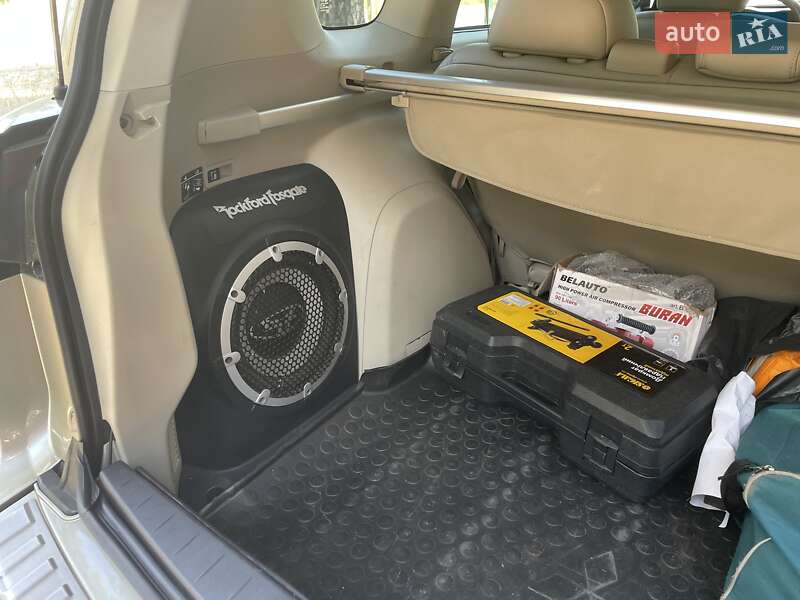 Позашляховик / Кросовер Mitsubishi Outlander 2007 в Охтирці