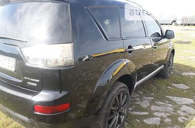 Позашляховик / Кросовер Mitsubishi Outlander 2010 в Миргороді