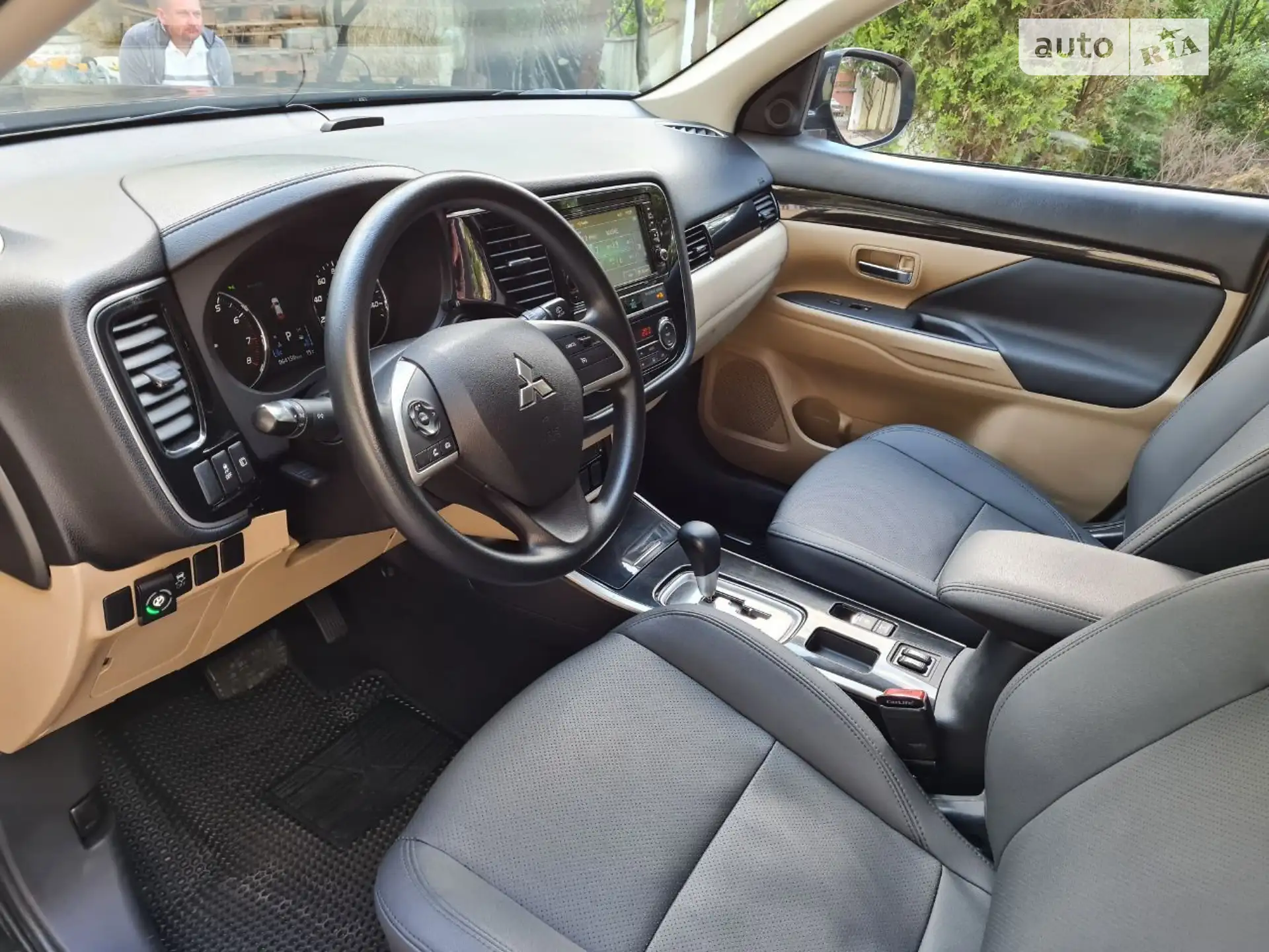 2019 Mitsubishi Outlander - мініатюра 19