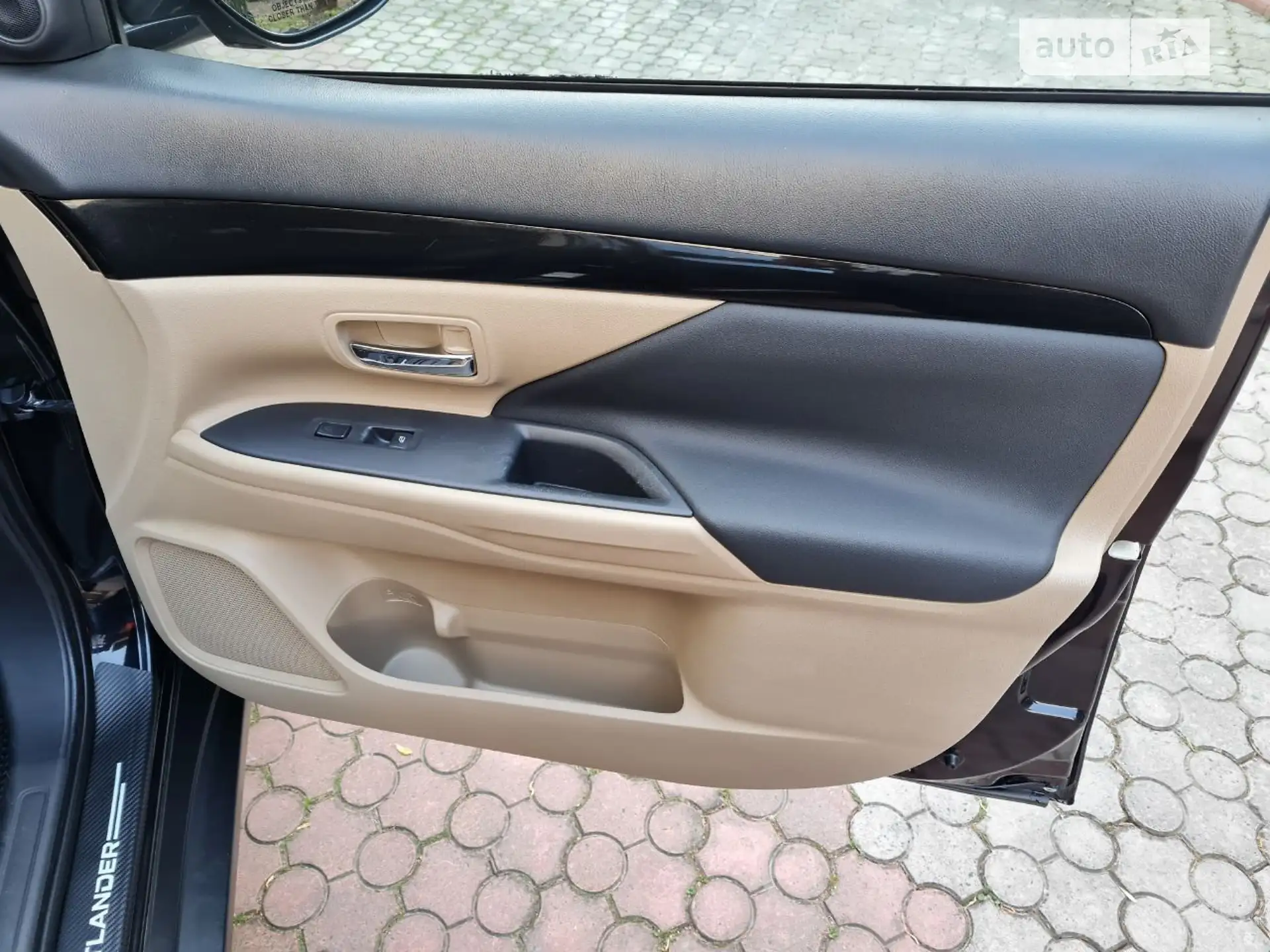 2019 Mitsubishi Outlander - мініатюра 27