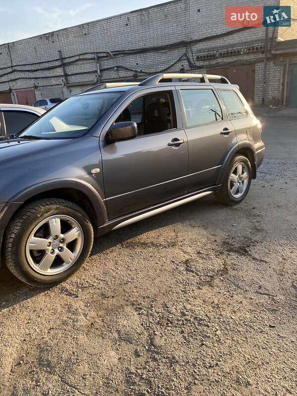 Позашляховик / Кросовер Mitsubishi Outlander 2010 в Дніпрі