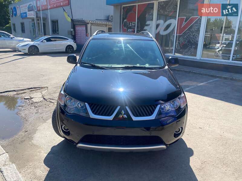Внедорожник / Кроссовер Mitsubishi Outlander 2008 в Днепре фото 9 Внедорожник / Кроссовер Mitsubishi Outlander 2008 в Днепре