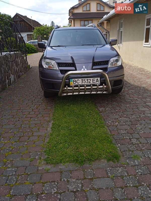 Позашляховик / Кросовер Mitsubishi Outlander 2008 в Жидачові