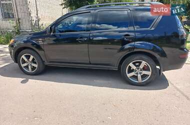 Внедорожник / Кроссовер Mitsubishi Outlander 2008 в 