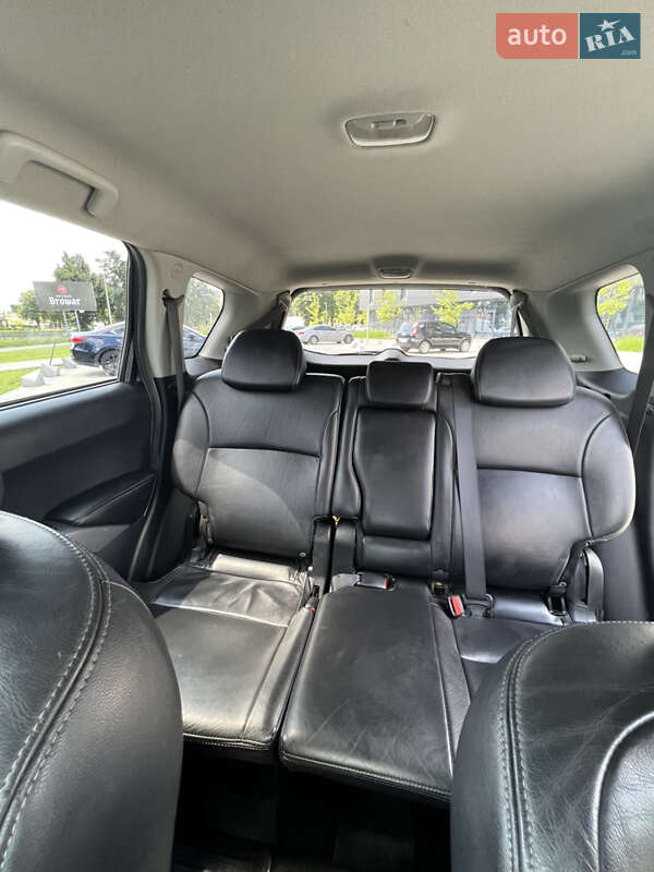 Внедорожник / Кроссовер Mitsubishi Outlander 2007 в Ровно фото 3 Внедорожник / Кроссовер Mitsubishi Outlander 2007 в Ровно