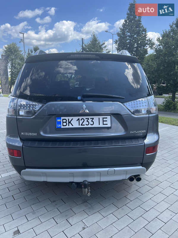 Внедорожник / Кроссовер Mitsubishi Outlander 2007 в Ровно фото 13 Внедорожник / Кроссовер Mitsubishi Outlander 2007 в Ровно