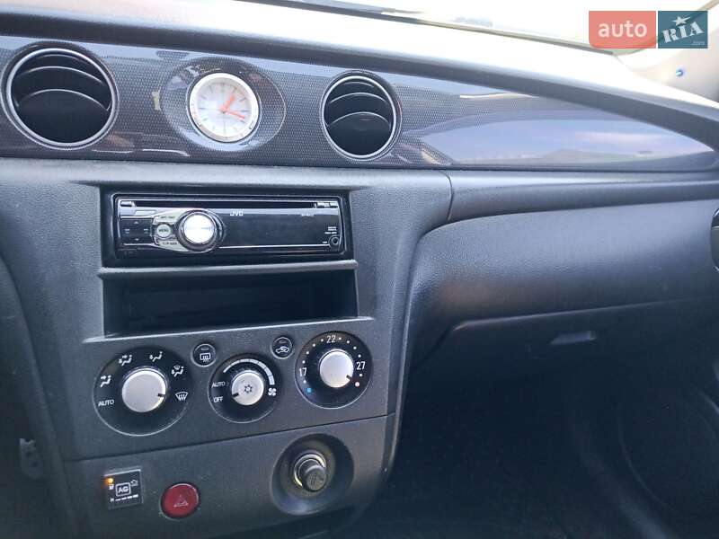 Внедорожник / Кроссовер Mitsubishi Outlander 2008 в Баре