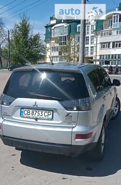 Внедорожник / Кроссовер Mitsubishi Outlander 2010 в Чернигове