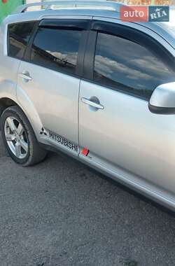 Внедорожник / Кроссовер Mitsubishi Outlander 2007 в Балаклее