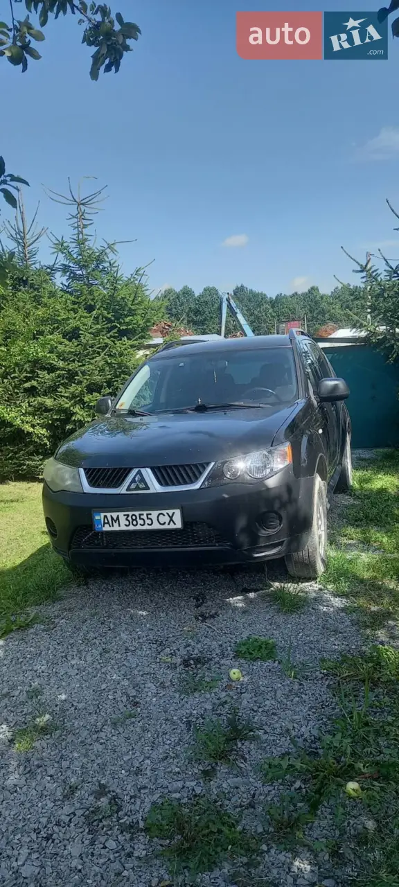 2010 Mitsubishi Outlander - мініатюра 10