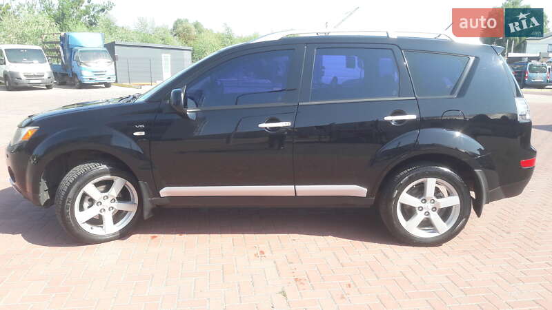 Внедорожник / Кроссовер Mitsubishi Outlander 2008 в Ровно