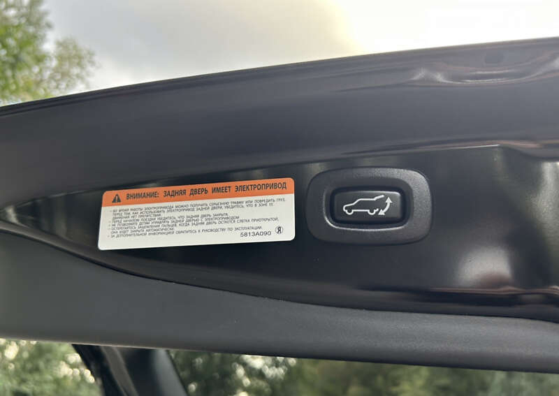 Внедорожник / Кроссовер Mitsubishi Outlander 2019 в Ужгороде