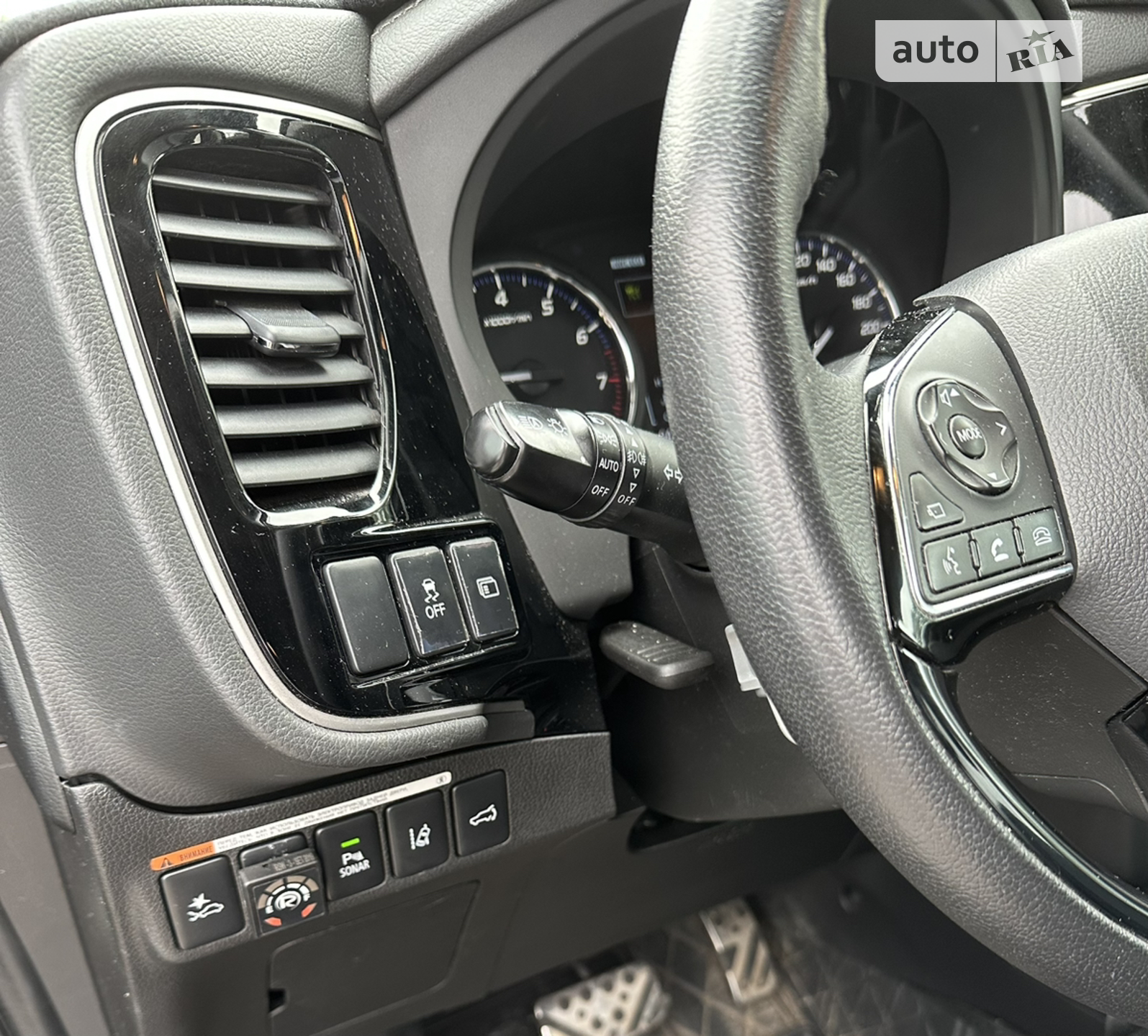 2019 Mitsubishi Outlander - мініатюра 14