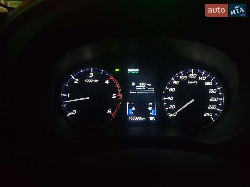 Позашляховик / Кросовер Mitsubishi Outlander 2016 в Одесі фото 13 Позашляховик / Кросовер Mitsubishi Outlander 2016 в Одесі