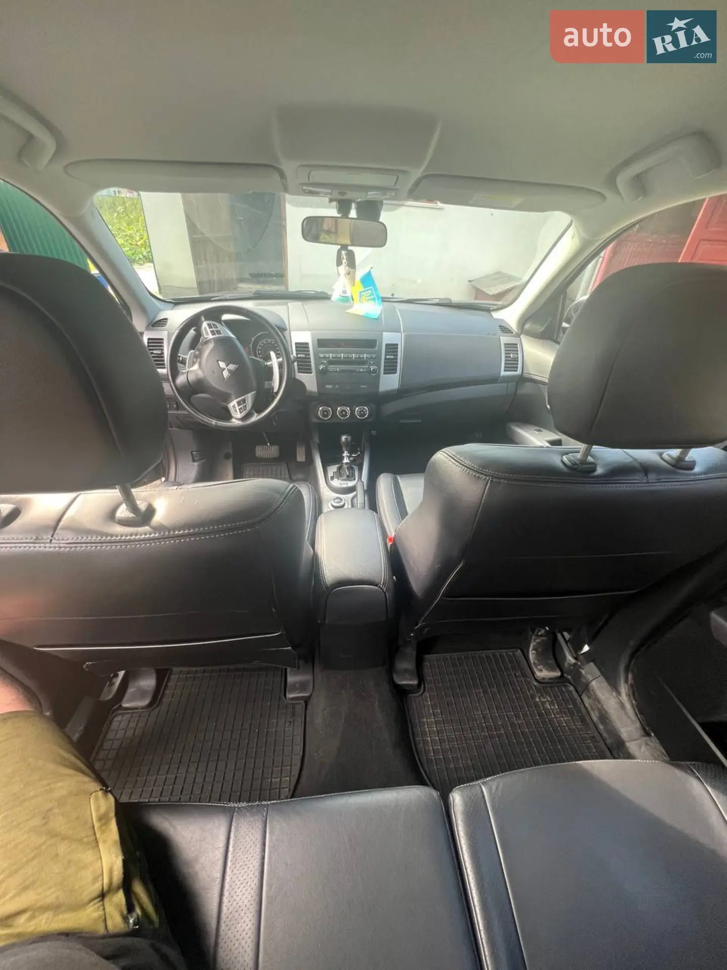 2011 Mitsubishi Outlander - мініатюра 12