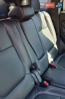 Позашляховик / Кросовер Mitsubishi Outlander 2018 в Житомирі