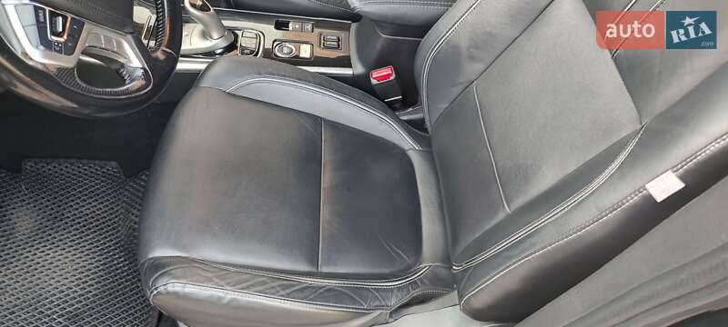 Внедорожник / Кроссовер Mitsubishi Outlander 2018 в Житомире фото 16 Внедорожник / Кроссовер Mitsubishi Outlander 2018 в Житомире