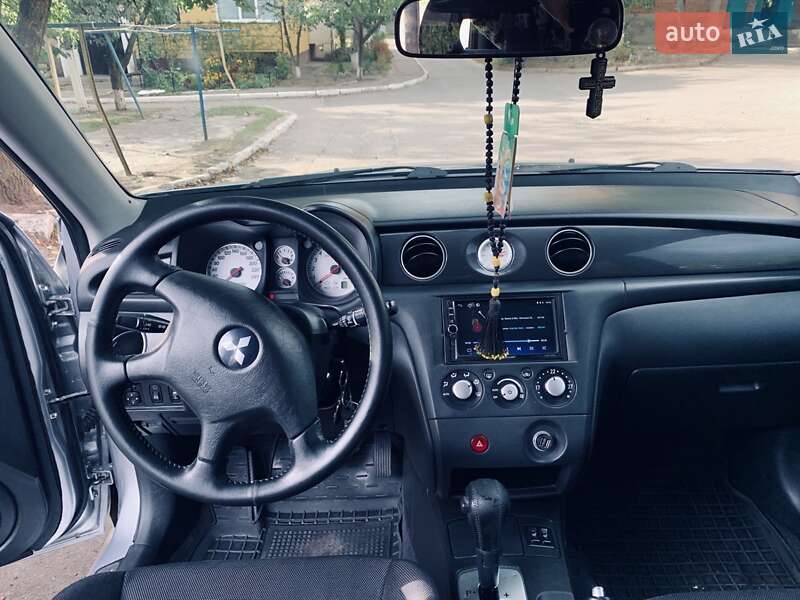 Позашляховик / Кросовер Mitsubishi Outlander 2007 в Кобеляках