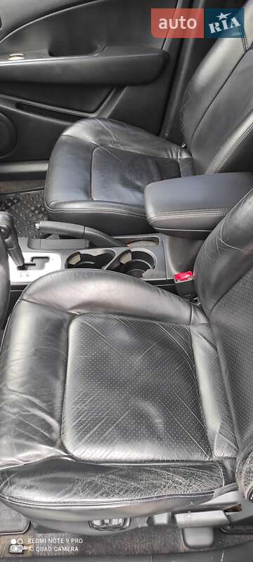 Внедорожник / Кроссовер Mitsubishi Outlander 2006 в Каменском