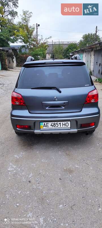 Внедорожник / Кроссовер Mitsubishi Outlander 2006 в Каменском