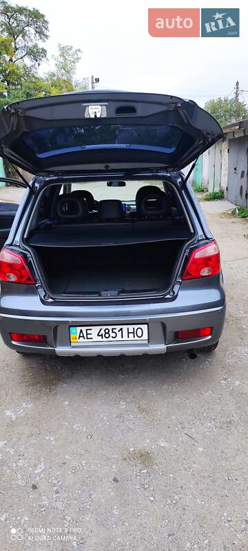 Внедорожник / Кроссовер Mitsubishi Outlander 2006 в Каменском