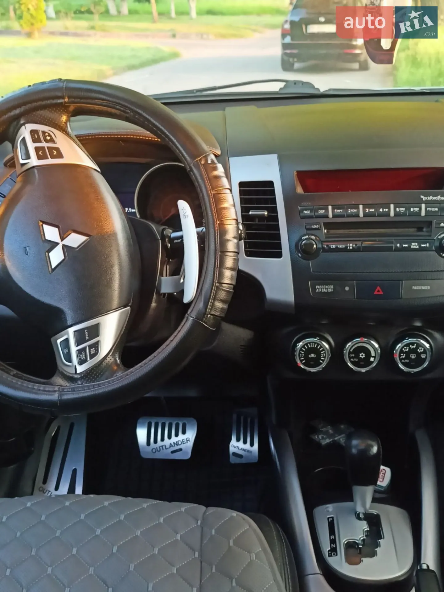 2011 Mitsubishi Outlander - мініатюра 24