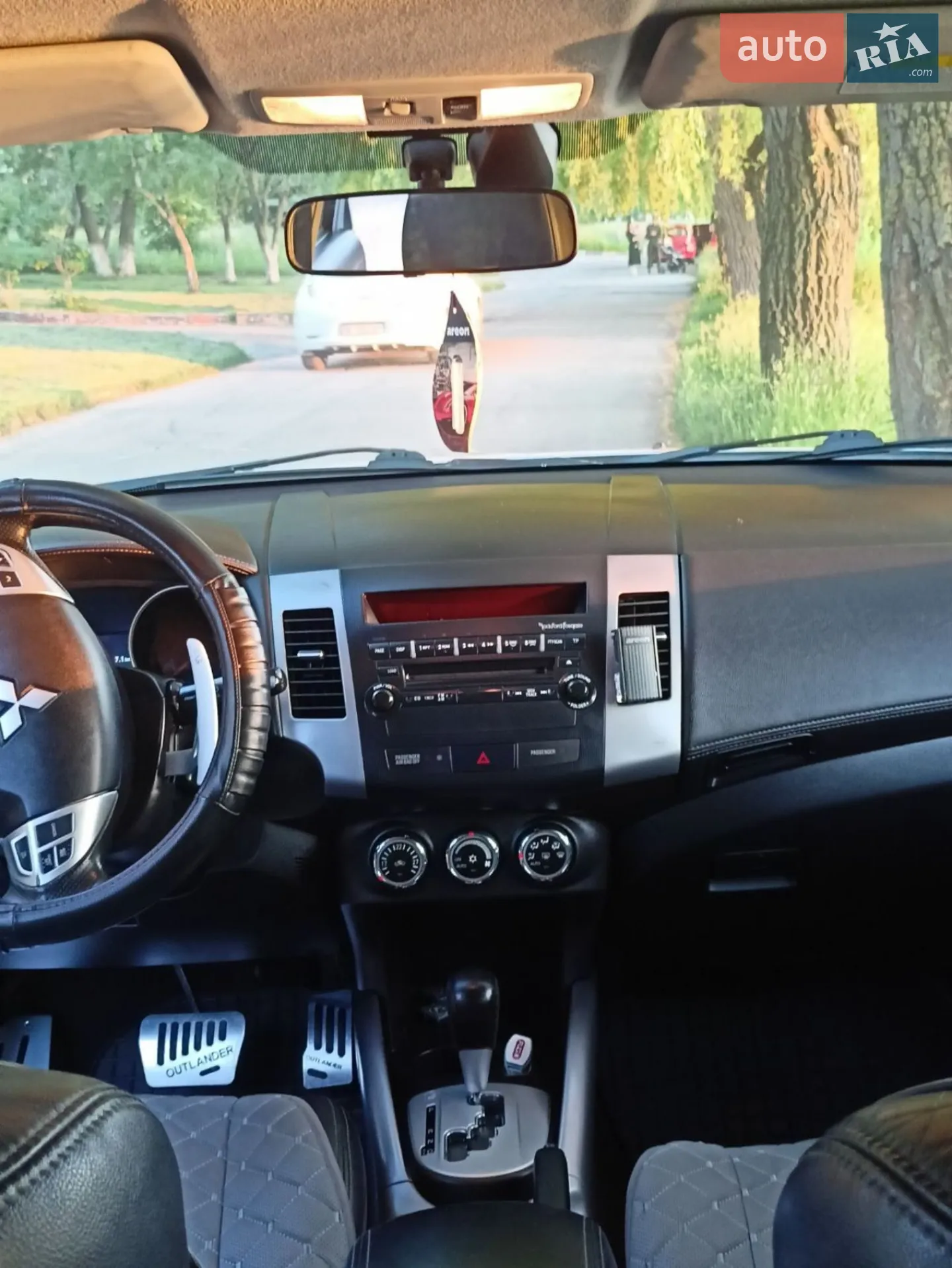 2011 Mitsubishi Outlander - мініатюра 27