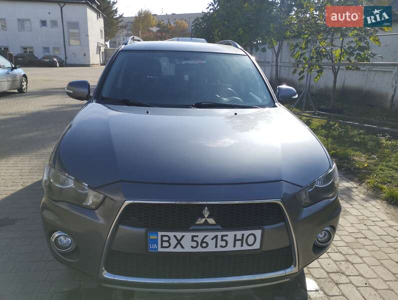 Позашляховик / Кросовер Mitsubishi Outlander 2012 в Хмельницькому фото 6 Позашляховик / Кросовер Mitsubishi Outlander 2012 в Хмельницькому