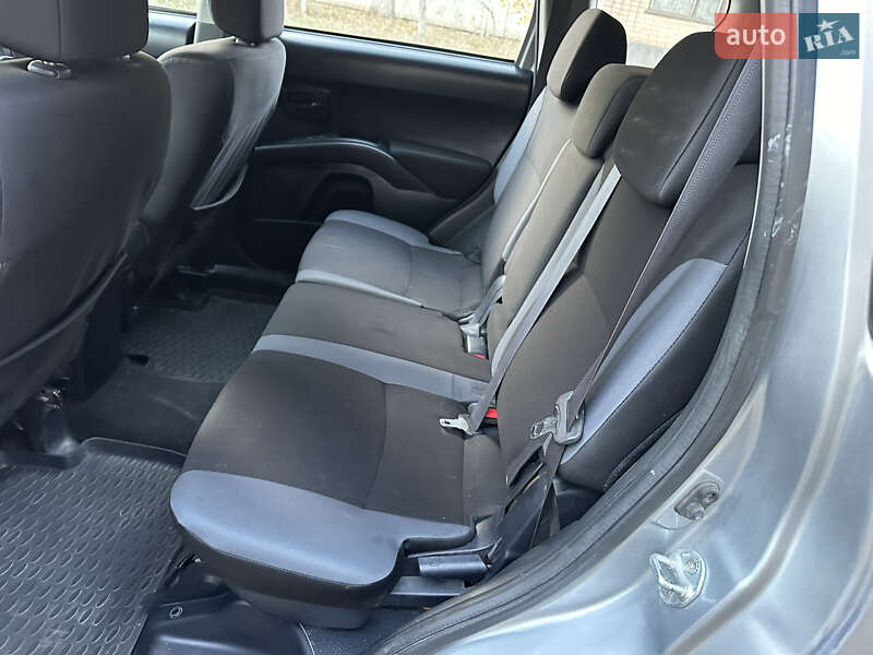 Позашляховик / Кросовер Mitsubishi Outlander 2010 в Коростишеві