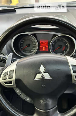 Позашляховик / Кросовер Mitsubishi Outlander 2007 в Запоріжжі