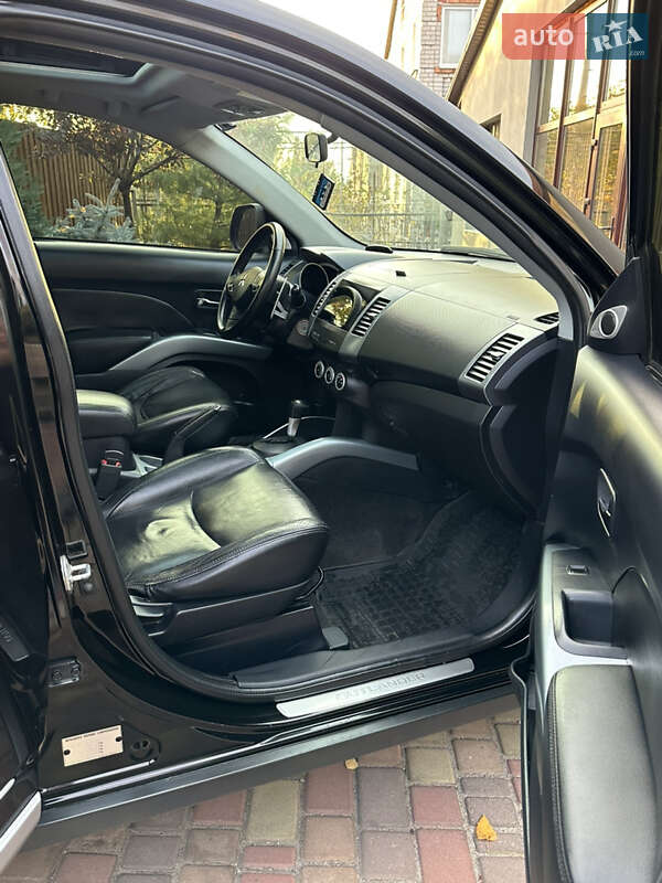 Внедорожник / Кроссовер Mitsubishi Outlander 2007 в Запорожье
