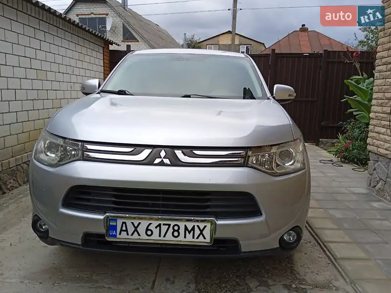 Mitsubishi Outlander